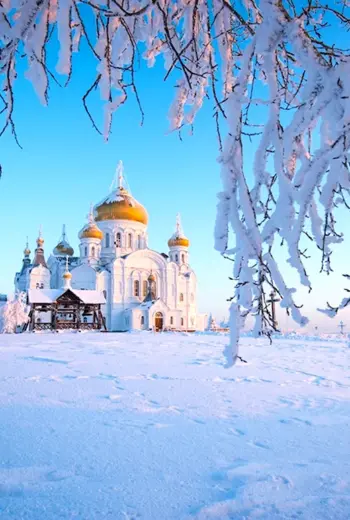 Белогорский монастырь зима
