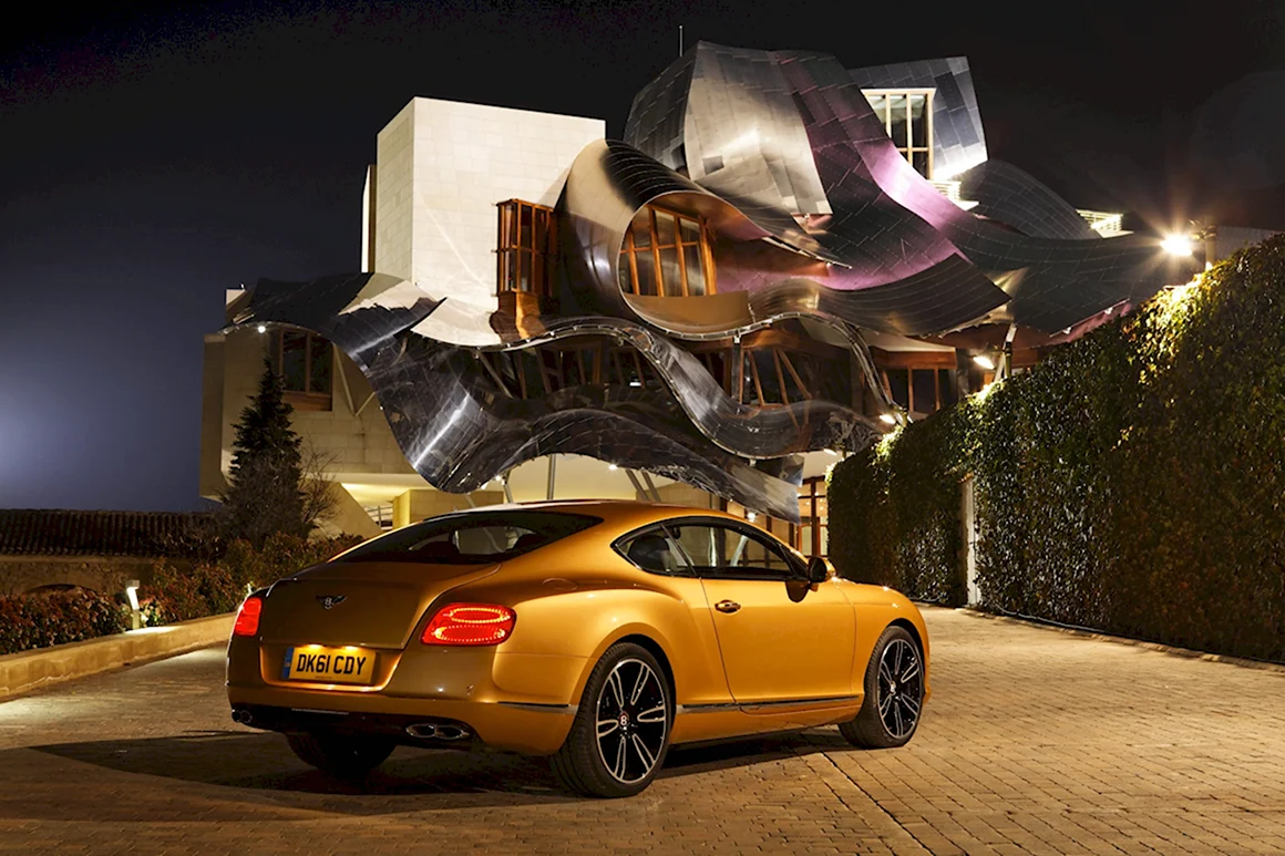 Bentley Continental v8 ночь