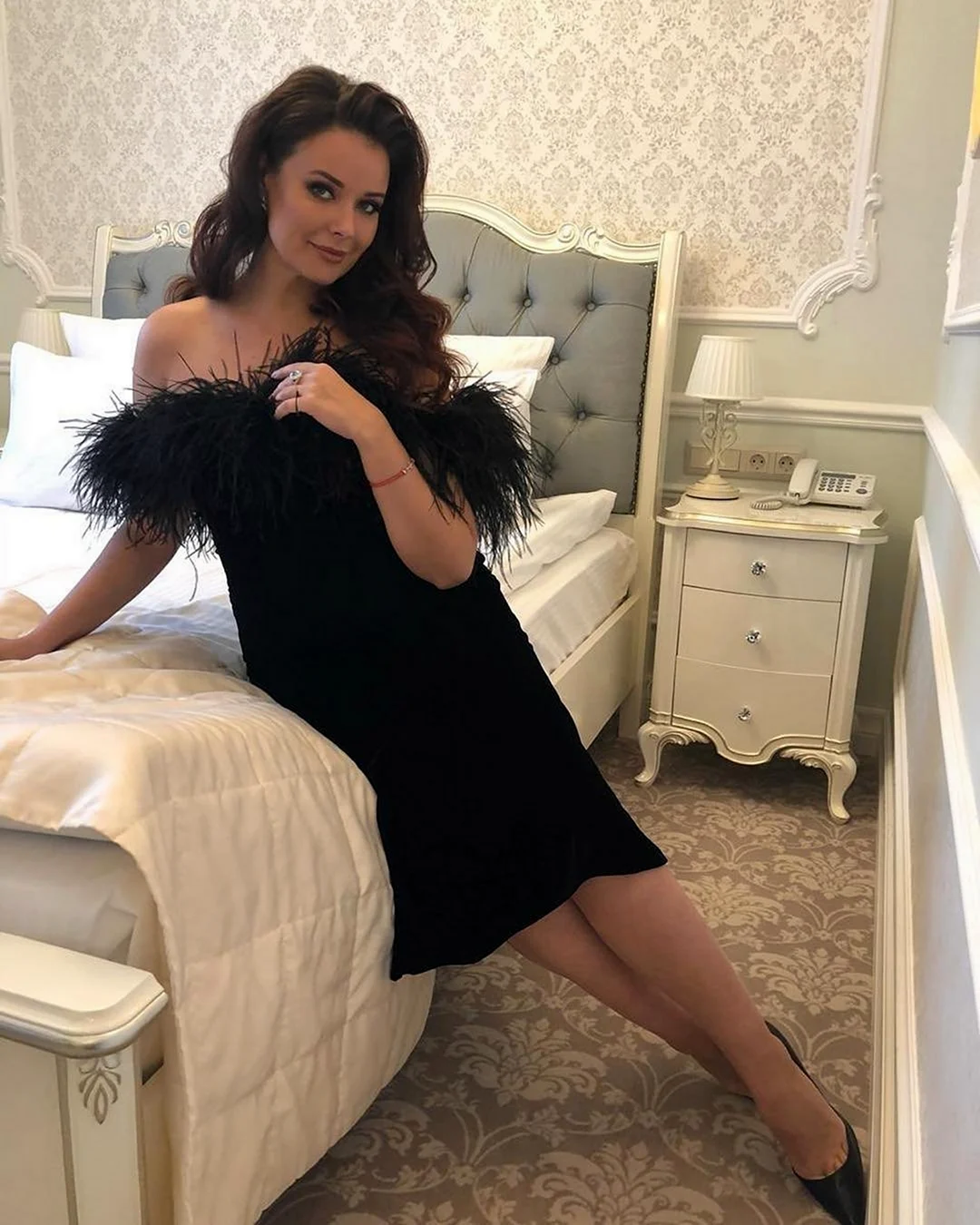 Бесплатно красавица Оксана фёдорова