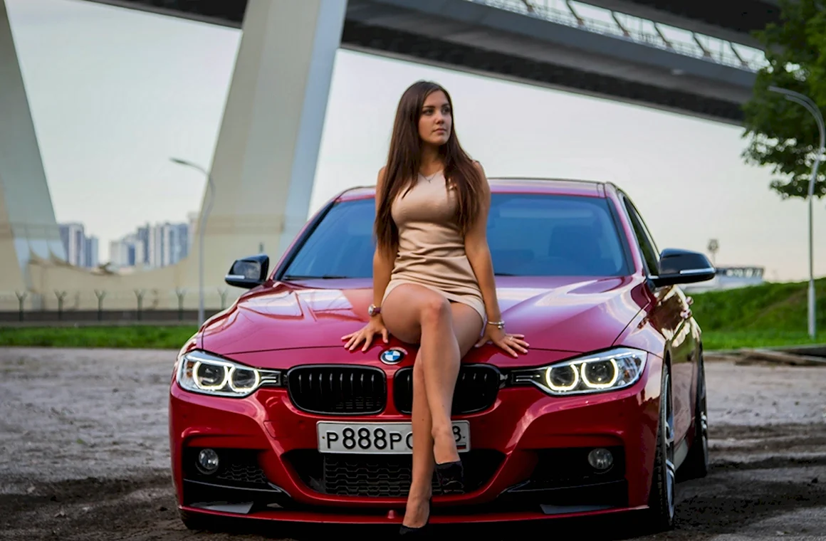 БМВ м5 и девушки