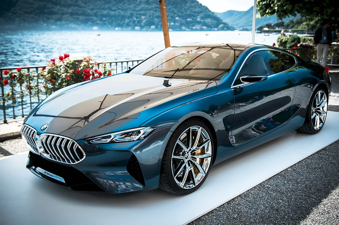 BMW 8