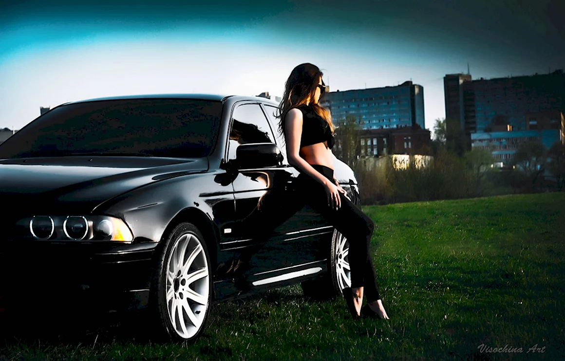 BMW e39 и девушка