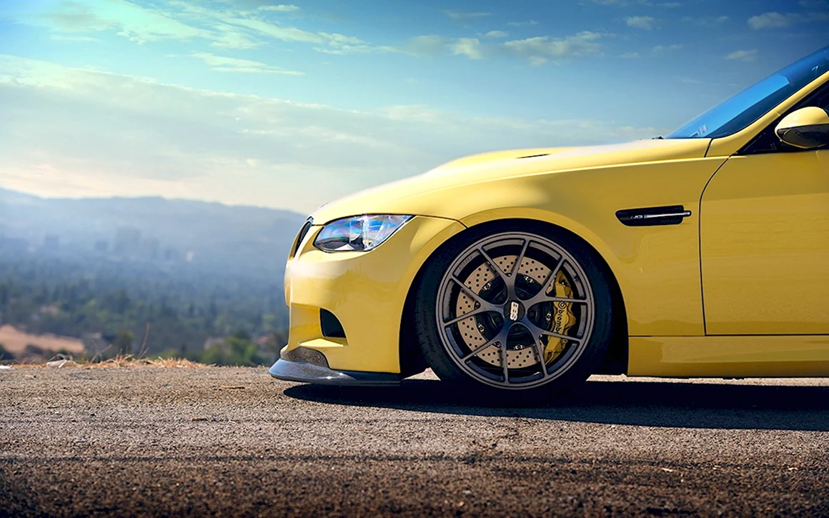 BMW e90 m3 Dakar Yellow