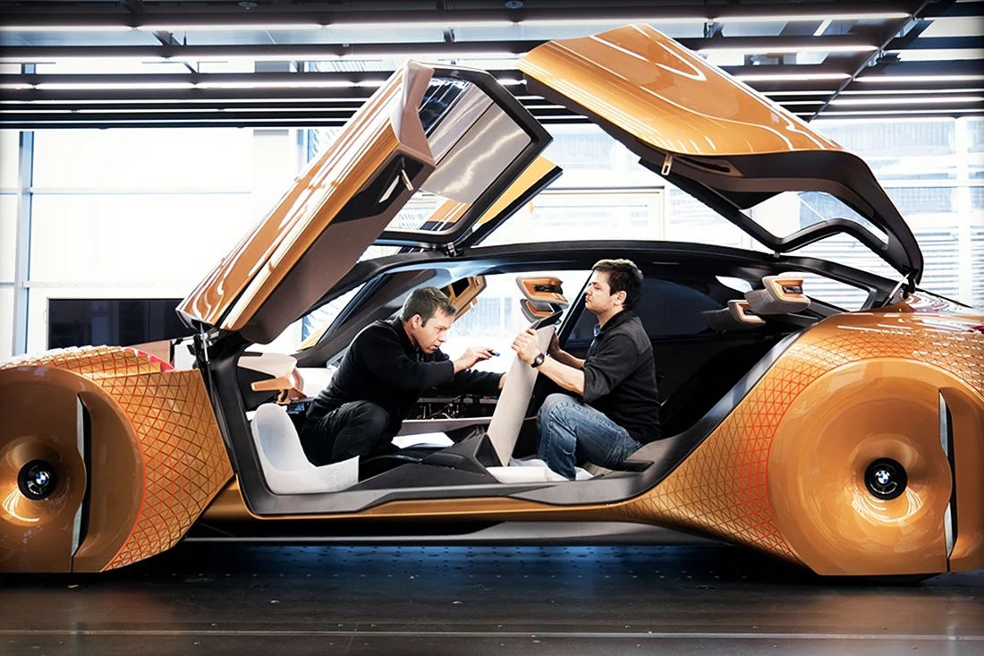 BMW next 100