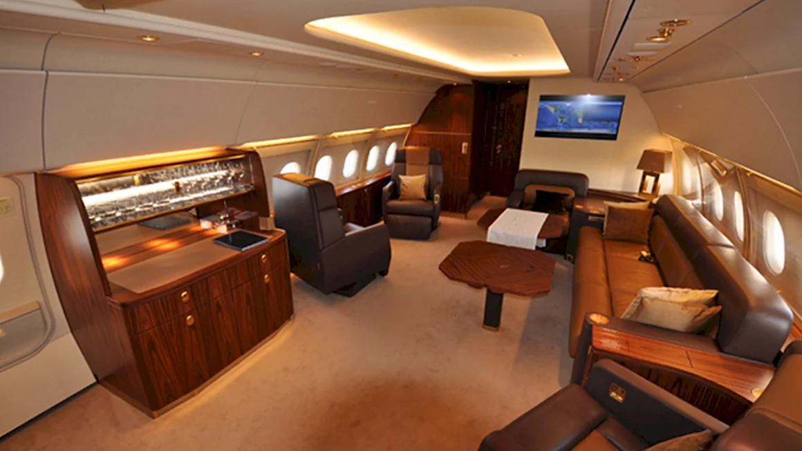 Boeing 747 Business Jet салон