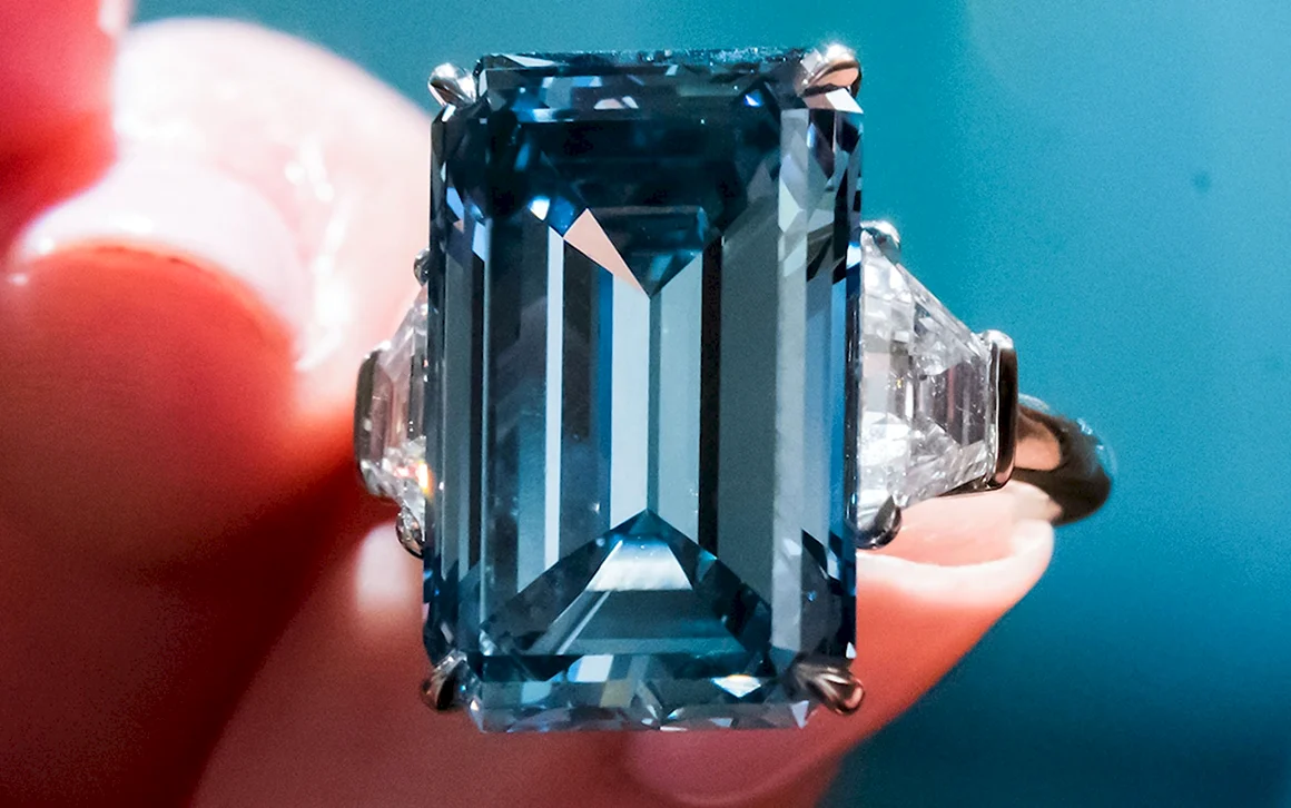 Бриллиант Oppenheimer Blue