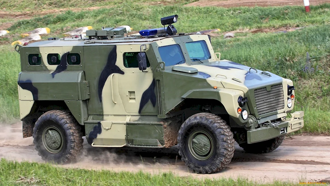 Бронеавтомобиль ВПК-3924 СПМ-3 медведь