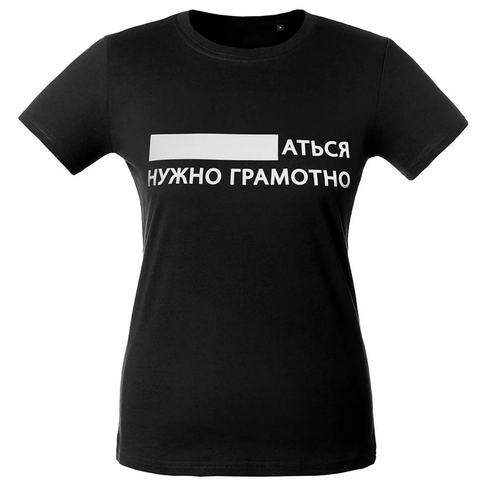 Черная футболка женская