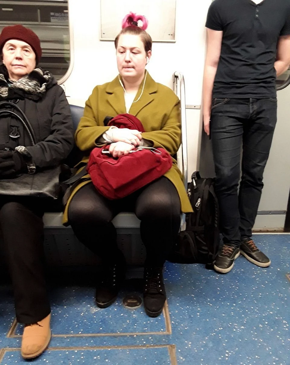 Чудные Наряды в метро