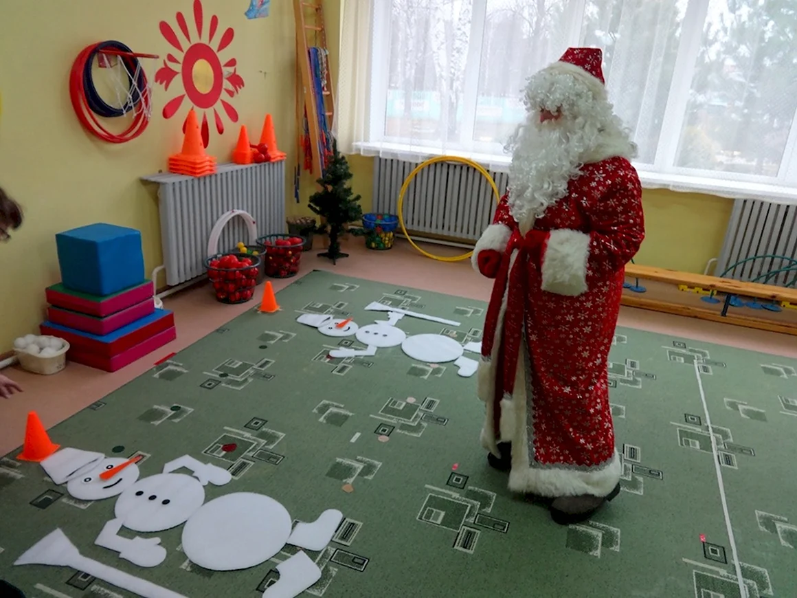 День рождения Деда Мороза в детском саду