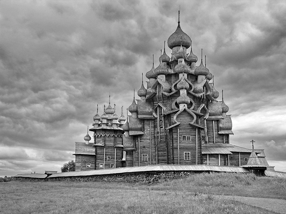 Деревянное зодчество Кижи