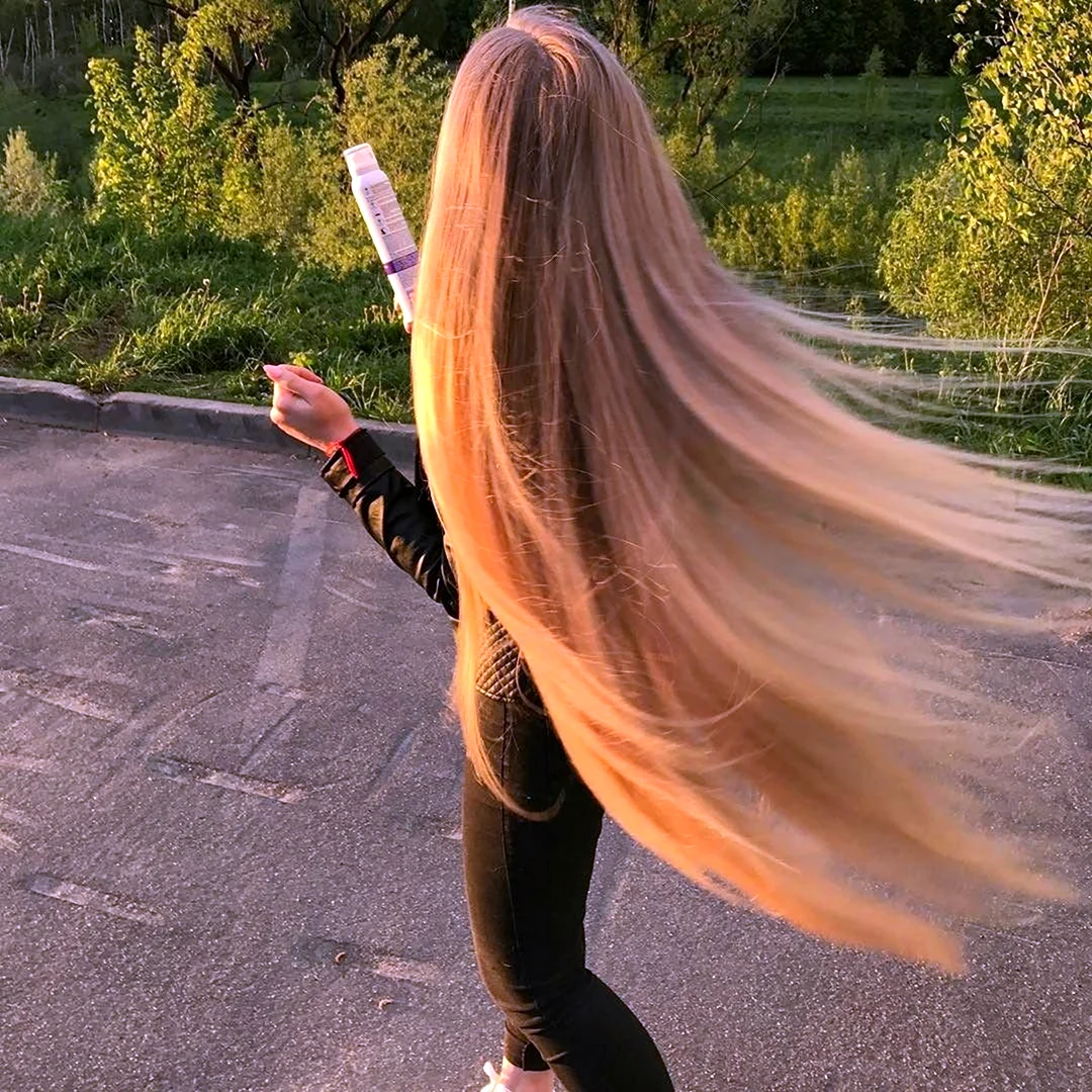 Длинные русые волосы