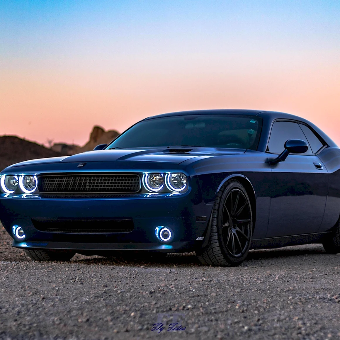 Dodge Challenger 4к