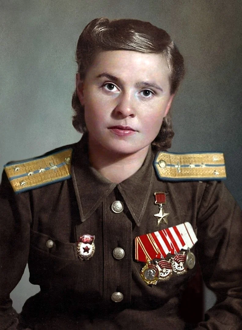 Долина Мария Ивановна лётчица