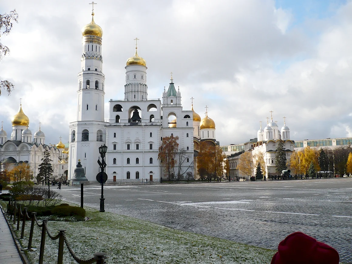 Двор Московского Кремля
