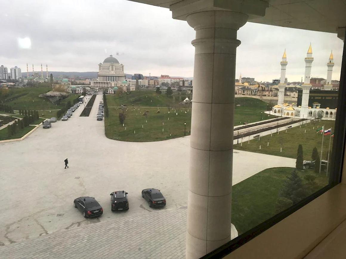 Дворец Кадырова в Грозном