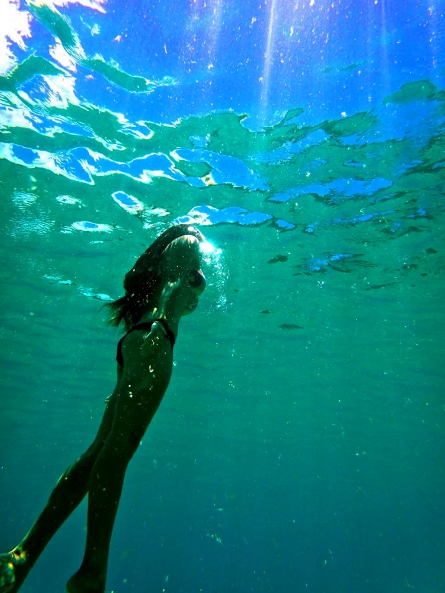 Джулия Хартманн Underwater