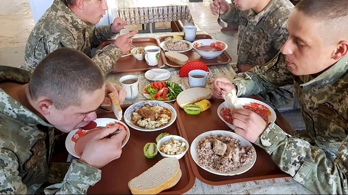 Еда в армии