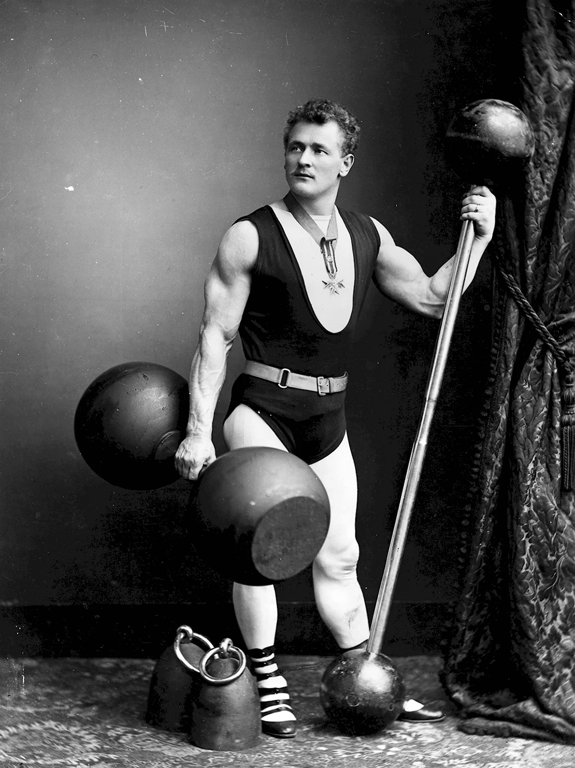 Евгений Сандов