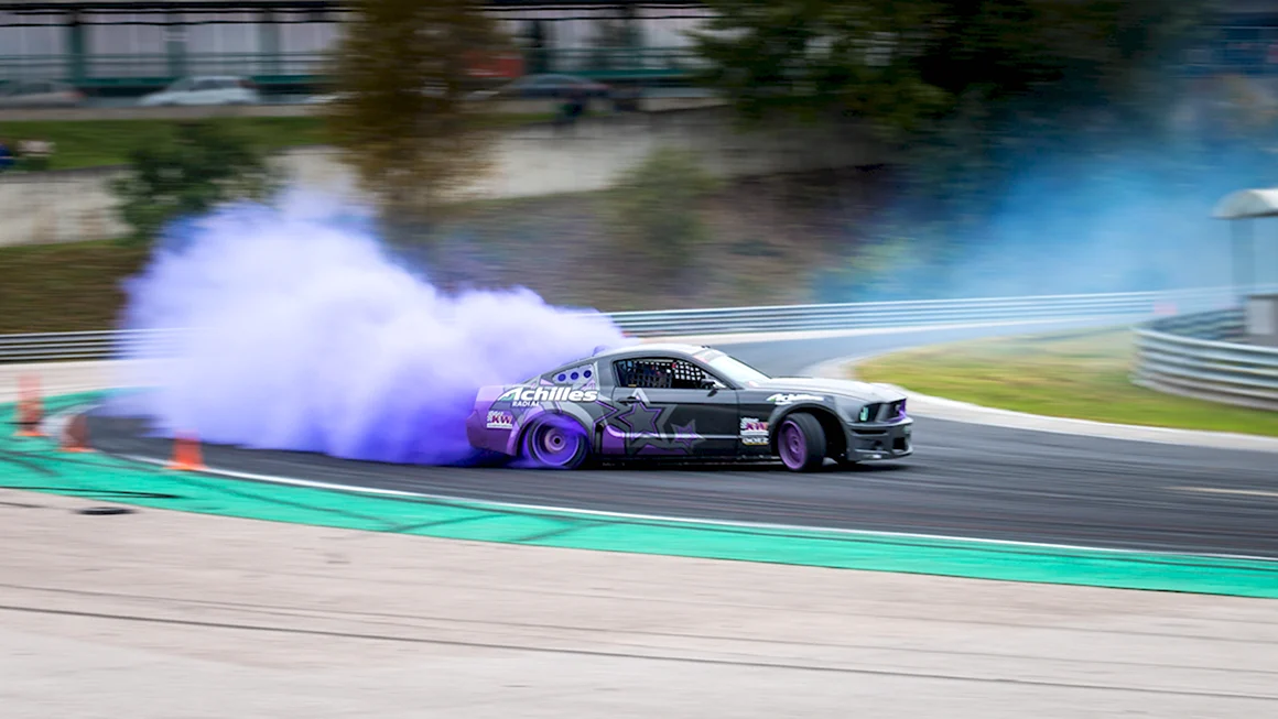 Ford Mustang 1989 дрифт