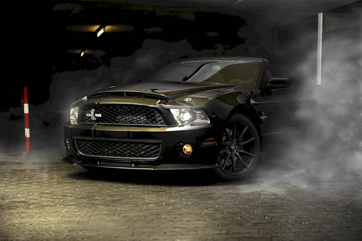 Ford Mustang gt 500 Shelby черный