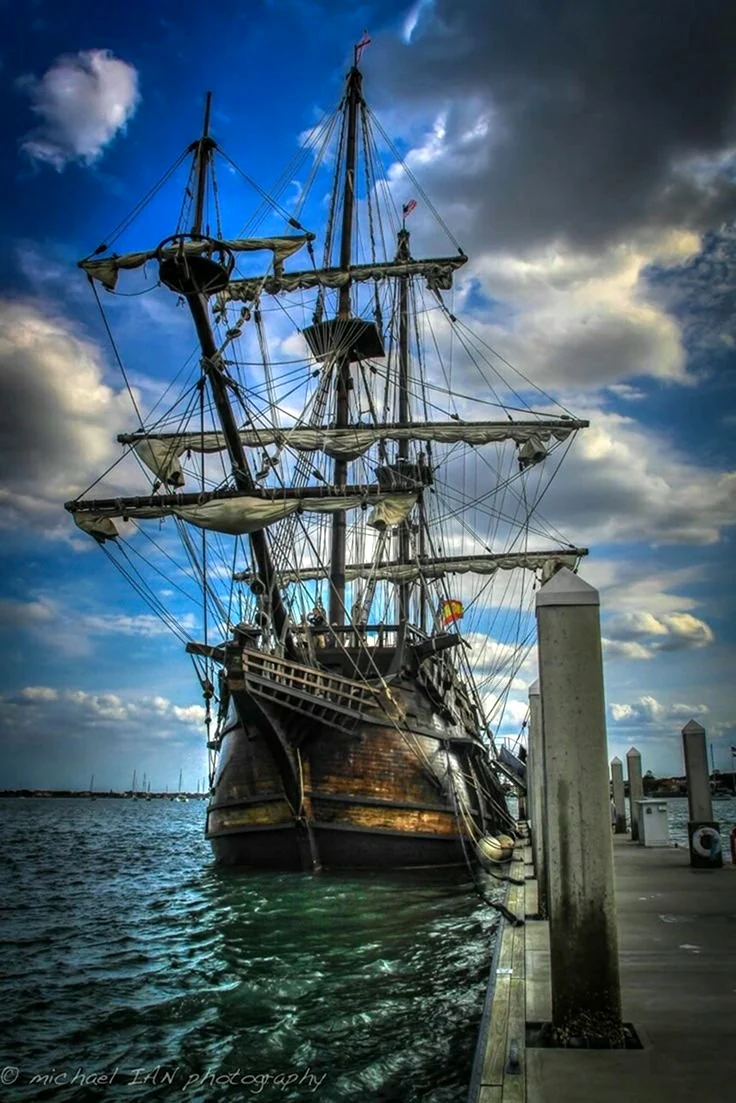 Фрегат el Galeon