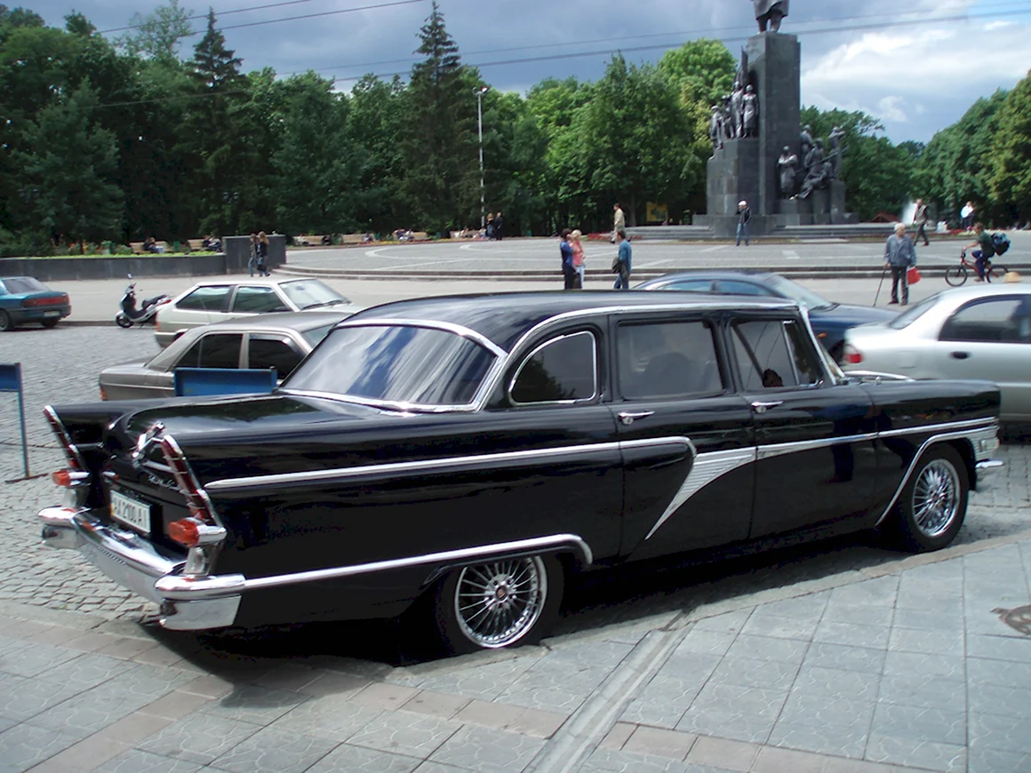 ГАЗ-13 «Чайка»