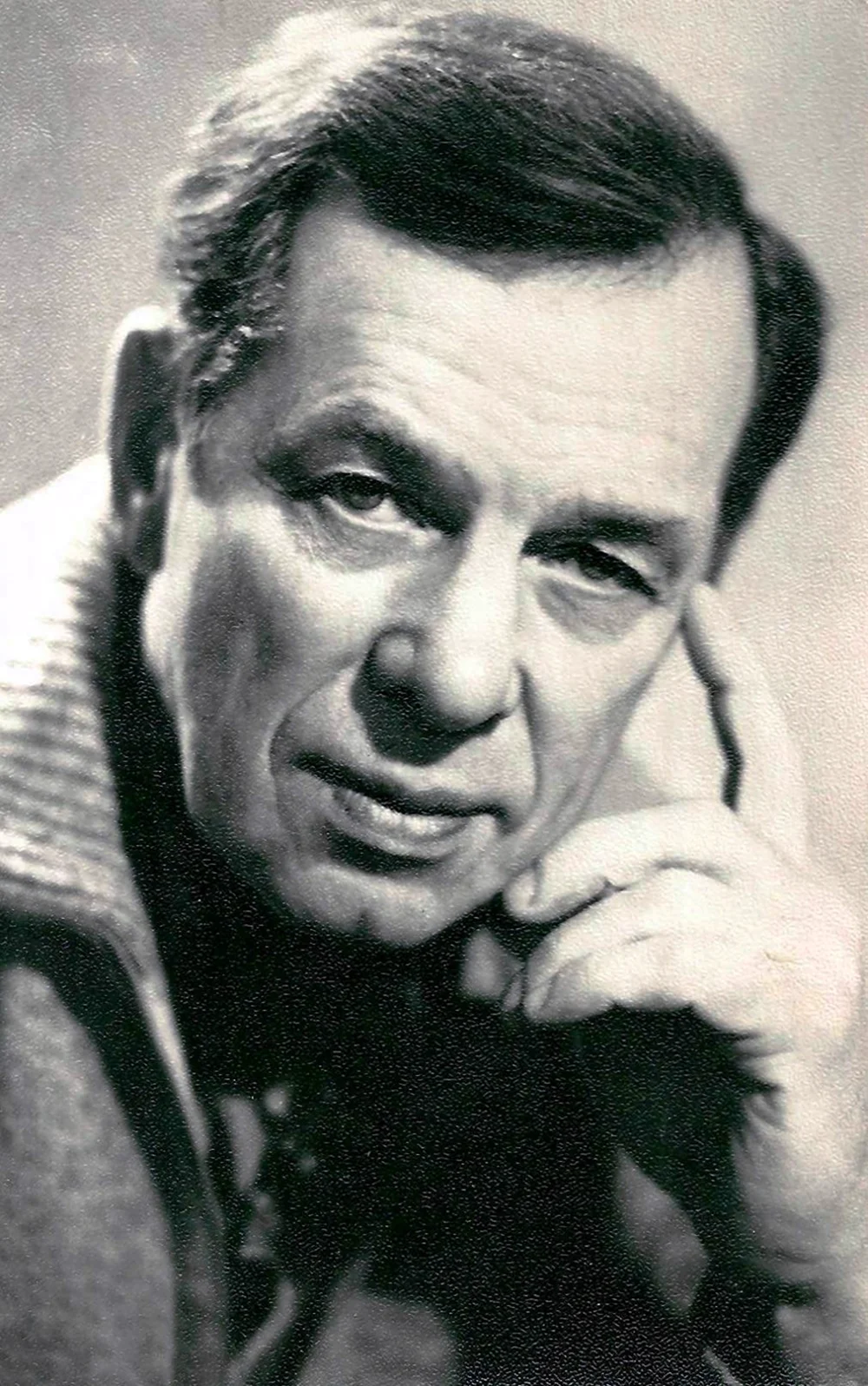 Георгий Жжёнов