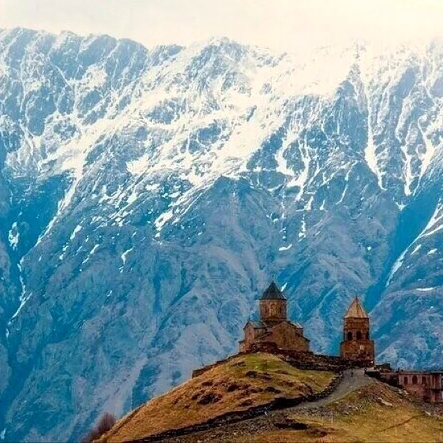 Гора Казбек Гергетская Церковь