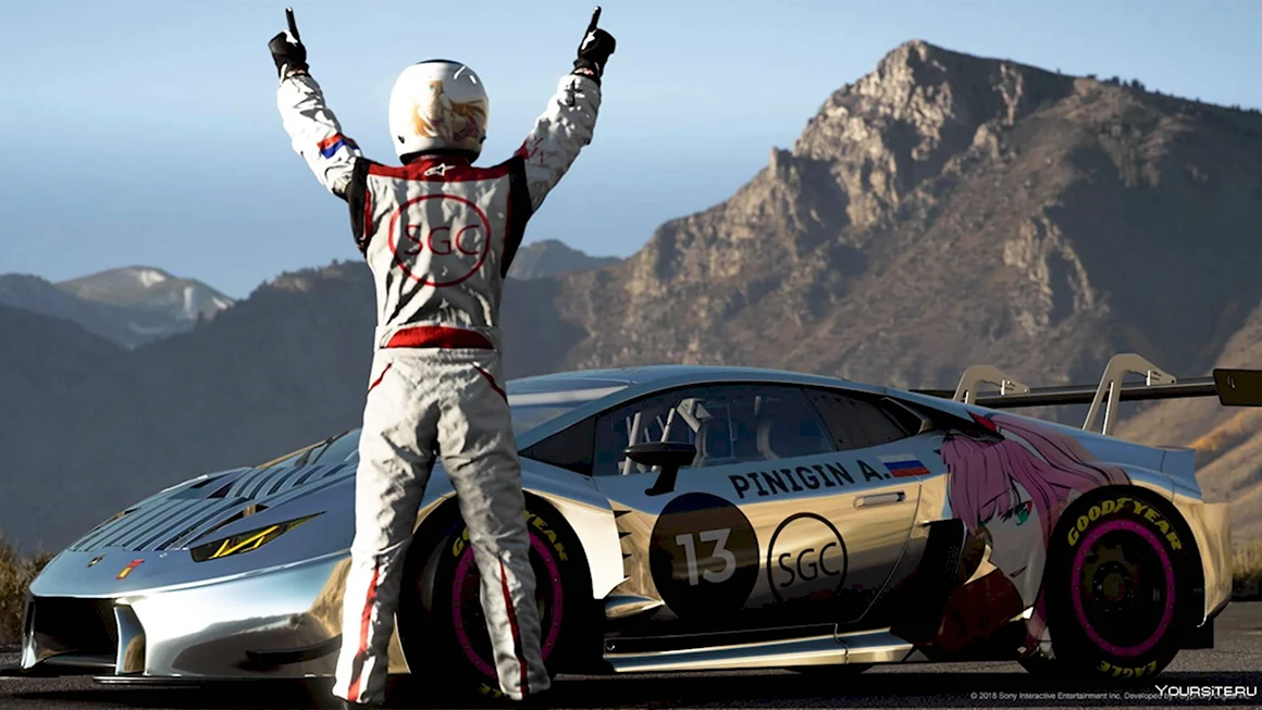 Gran Turismo Sport гонщик