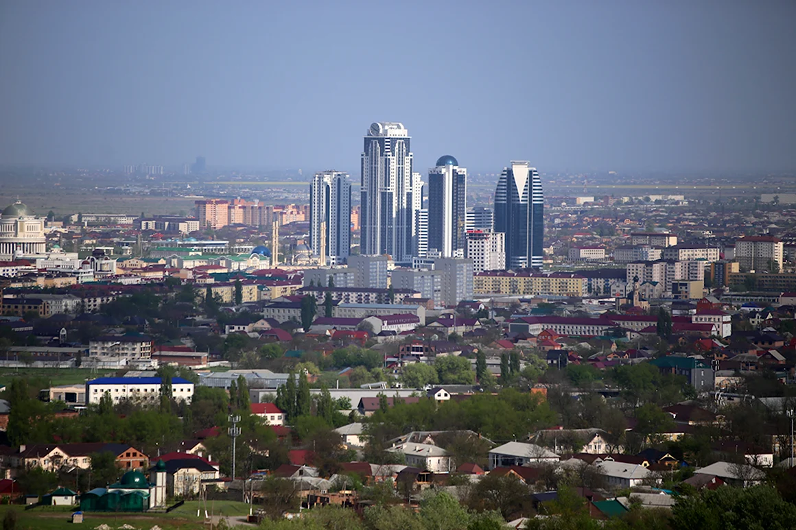 Грозный город