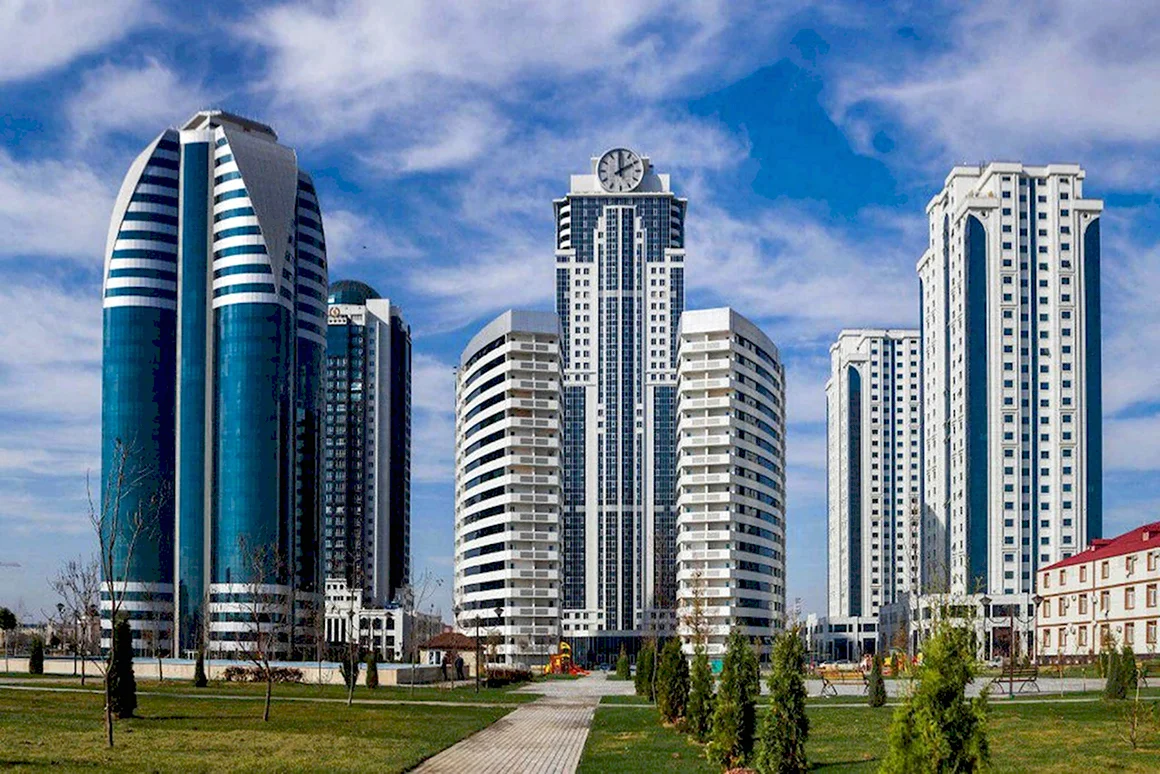 Грозный город