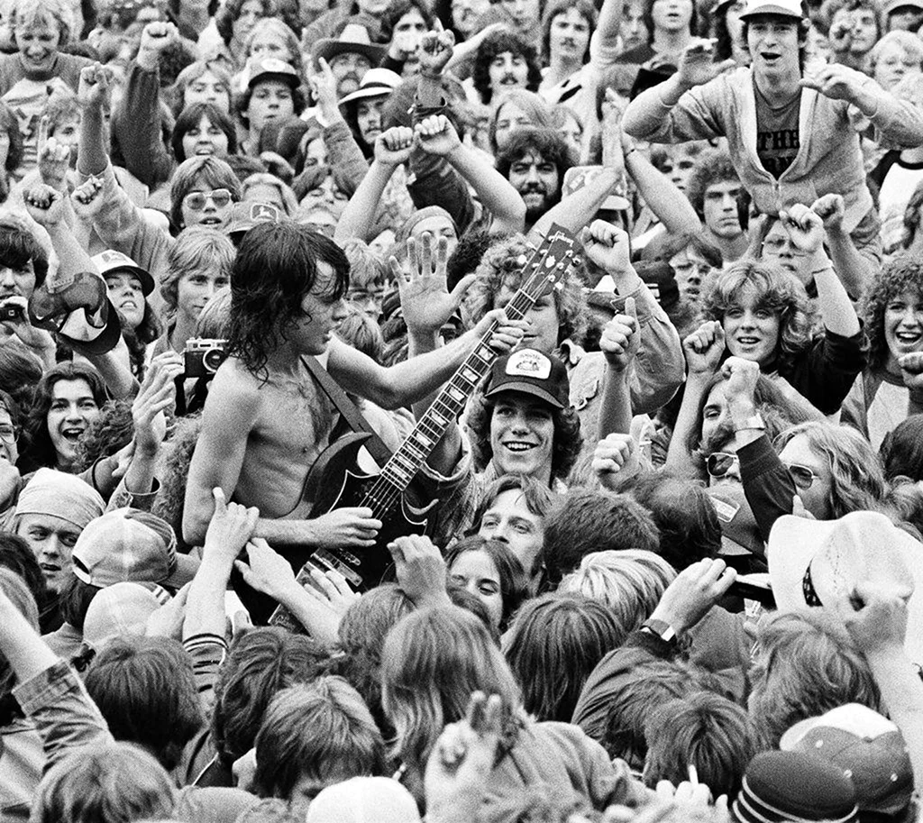 Группа ACDC 1978