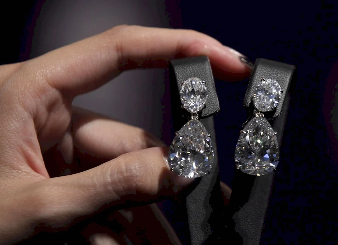 Harry Winston Diamond серьги самые дорогие