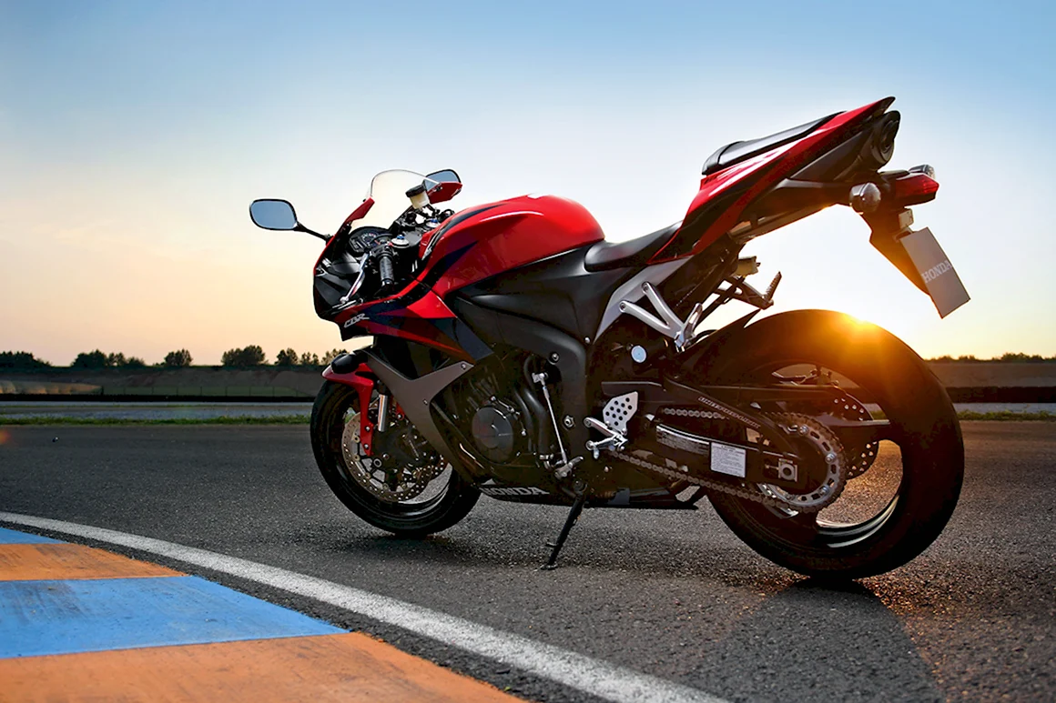 Honda cbr600rr 4