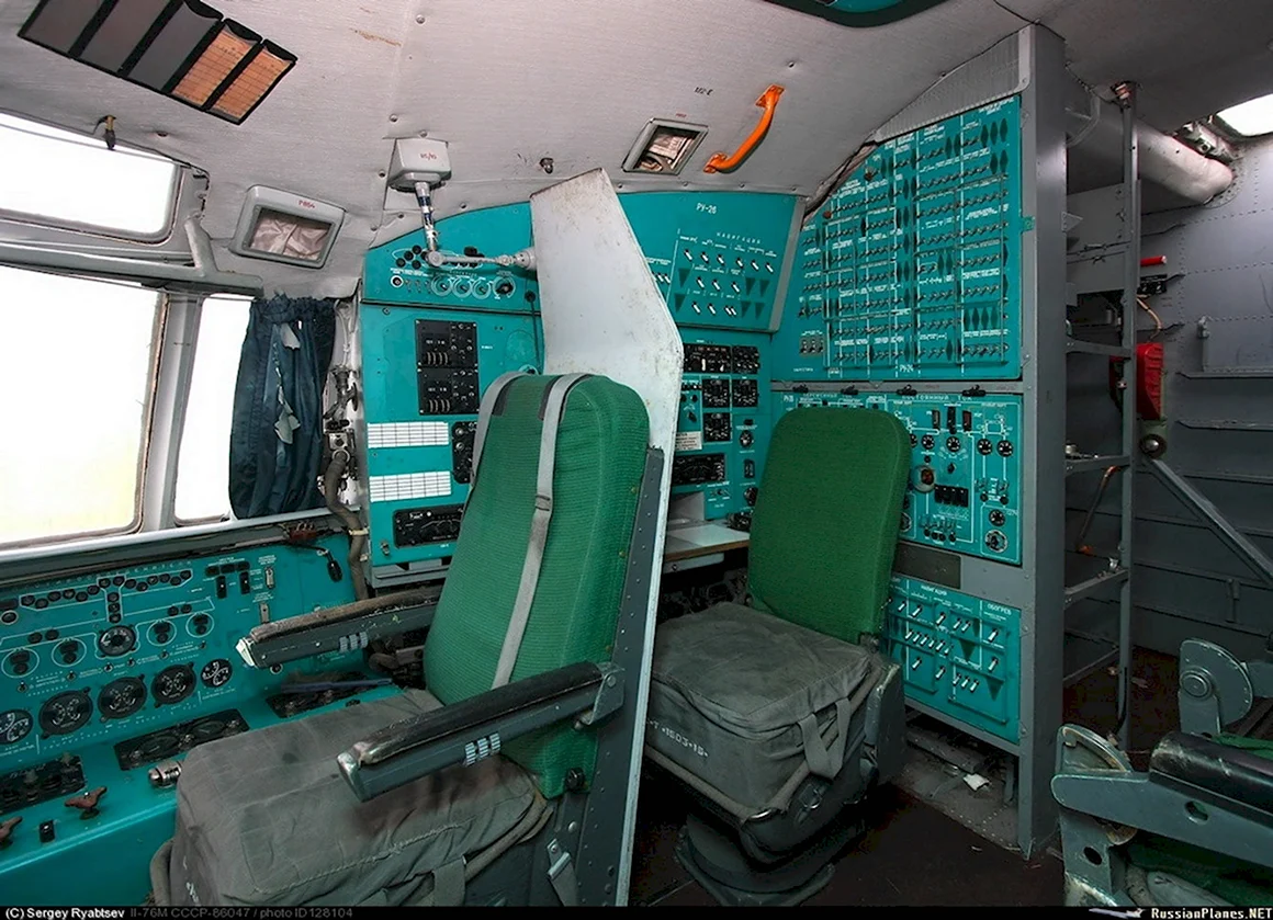 Ил-76 кабина