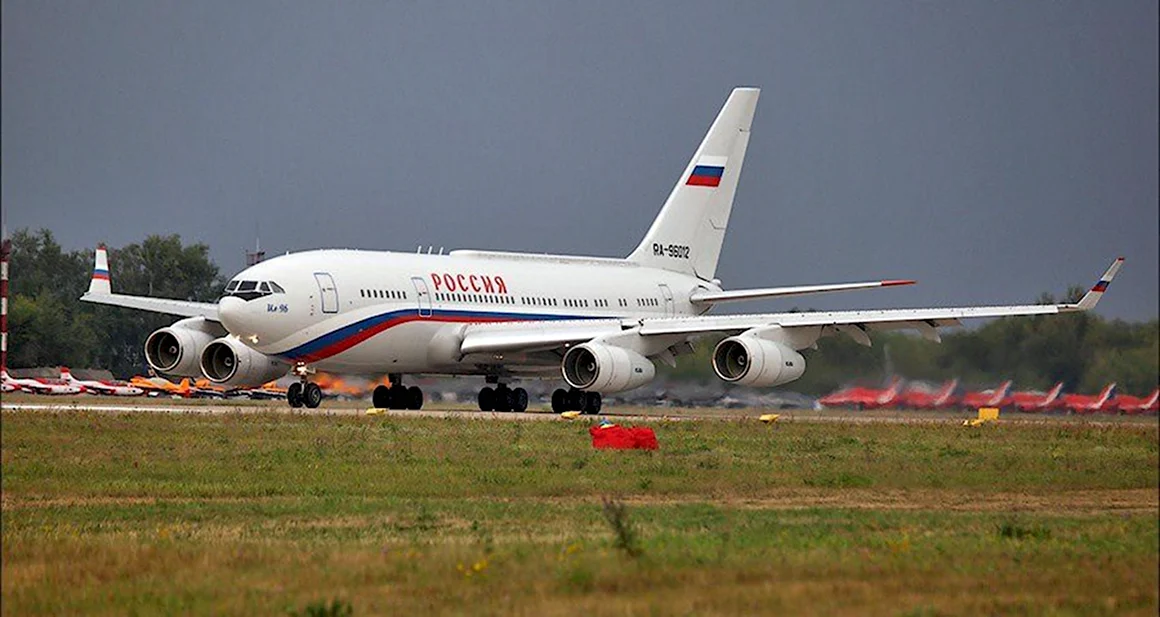 Ил-96-300пу
