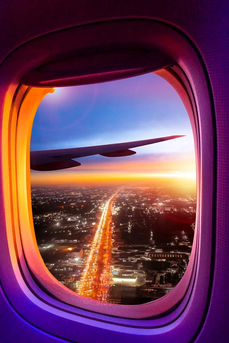 Иллюминатор самолета Боинг 737-800