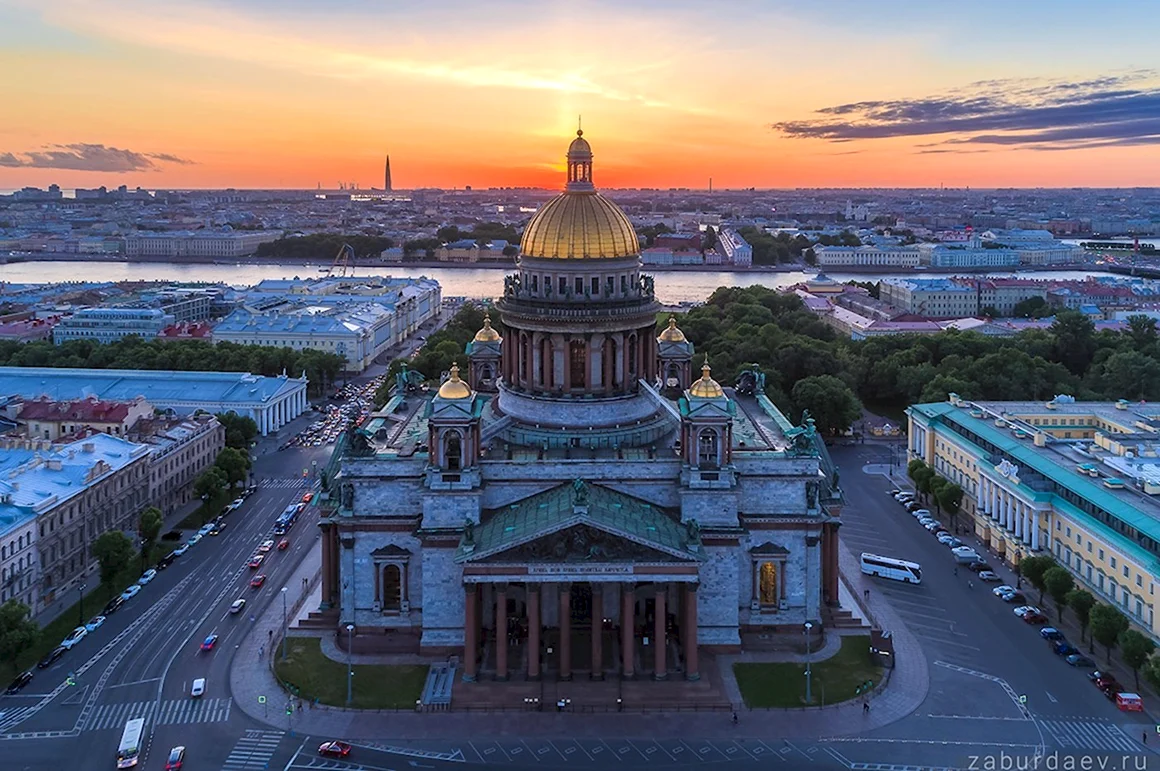 Исаакиевский собор в Санкт-Петербурге