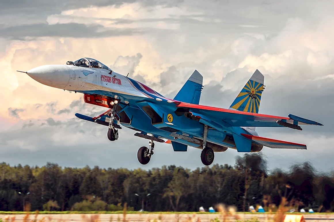 Истребитель Су-27