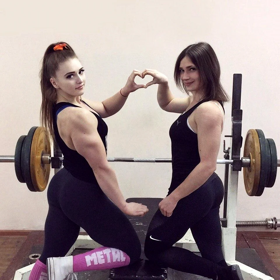 Юлия Винс в спортзале