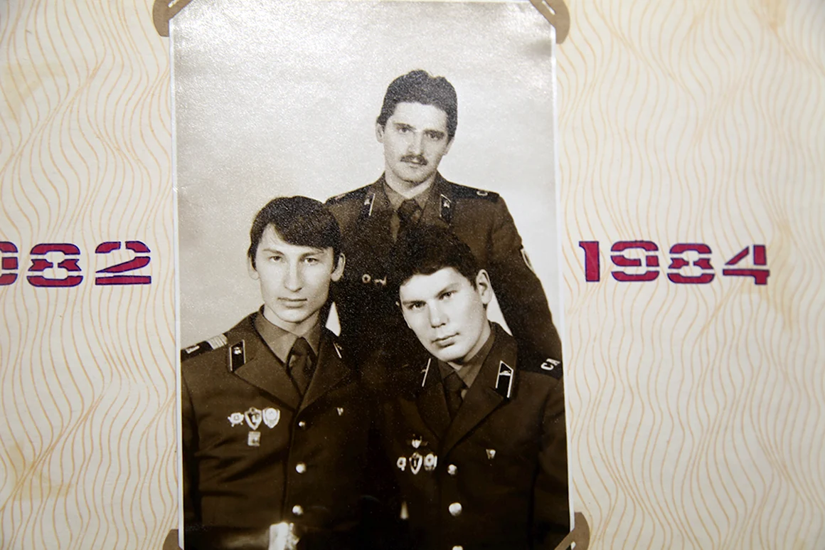 Юрий Хой в армии