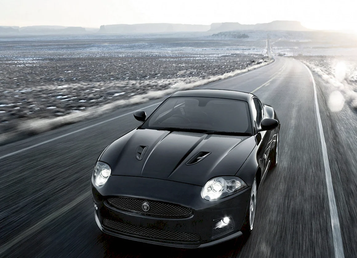 Jaguar XKR S 11