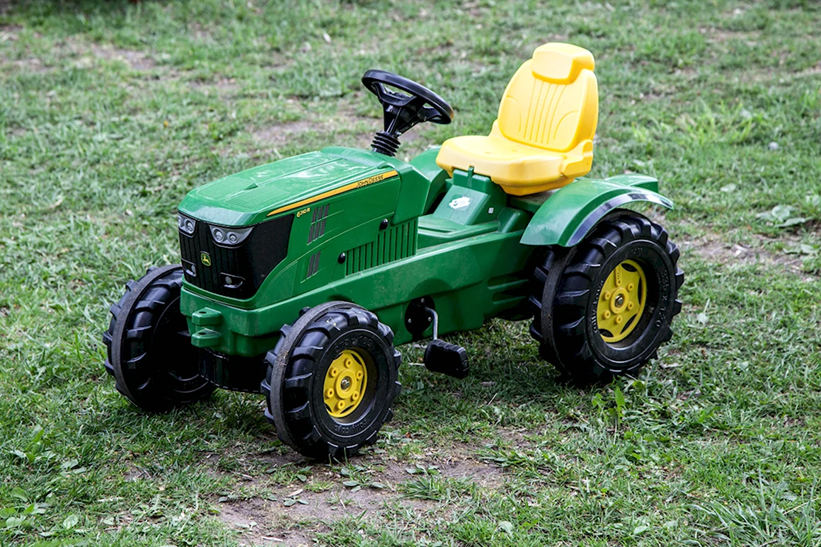 John Deere Traktor Oyuncak