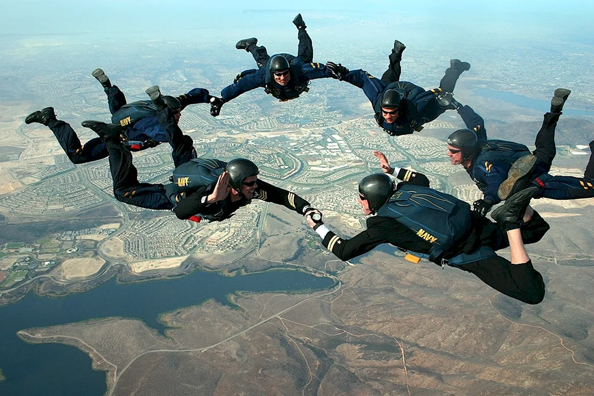 Кабульский скайдайвинг