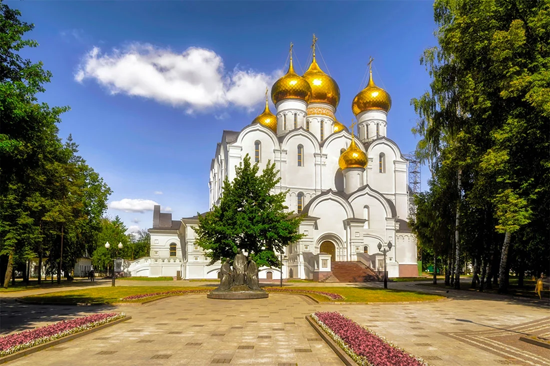 Кафедральный собор Ярославль