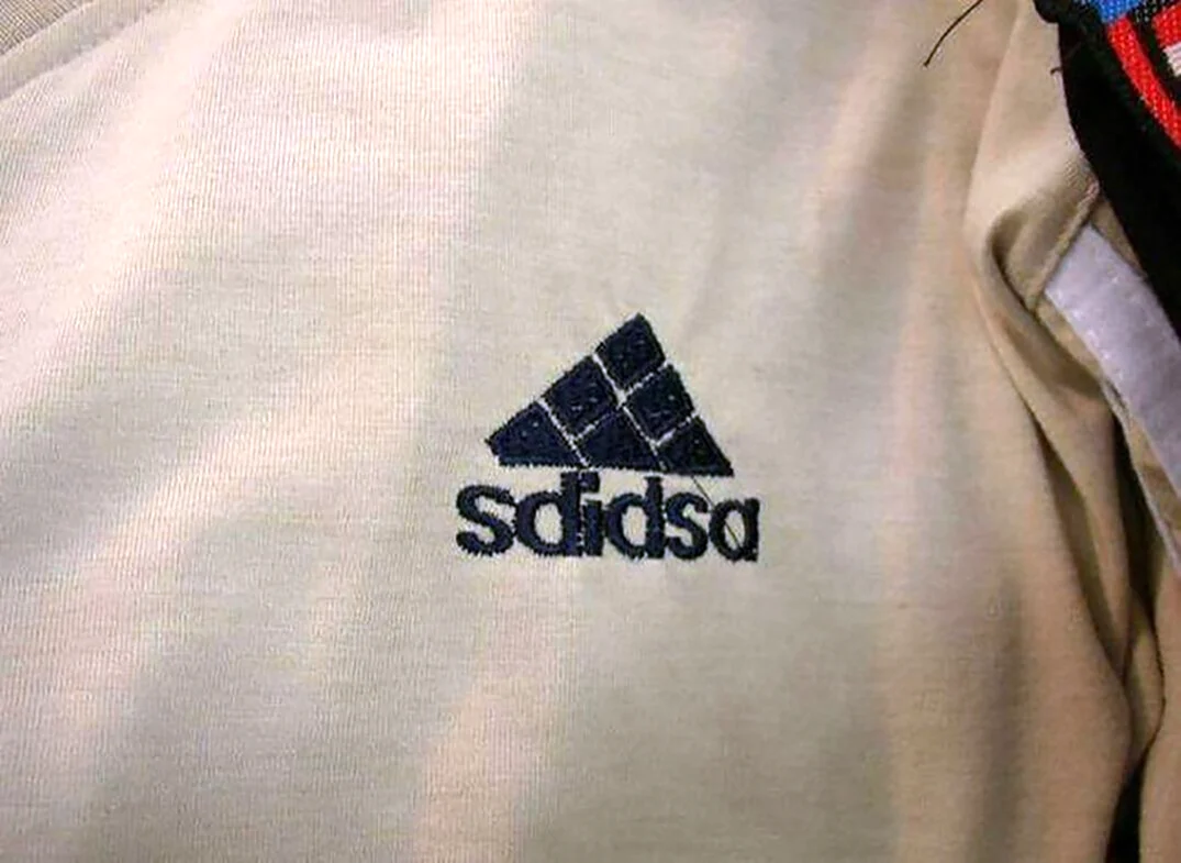Китайский подделки adidas adidas