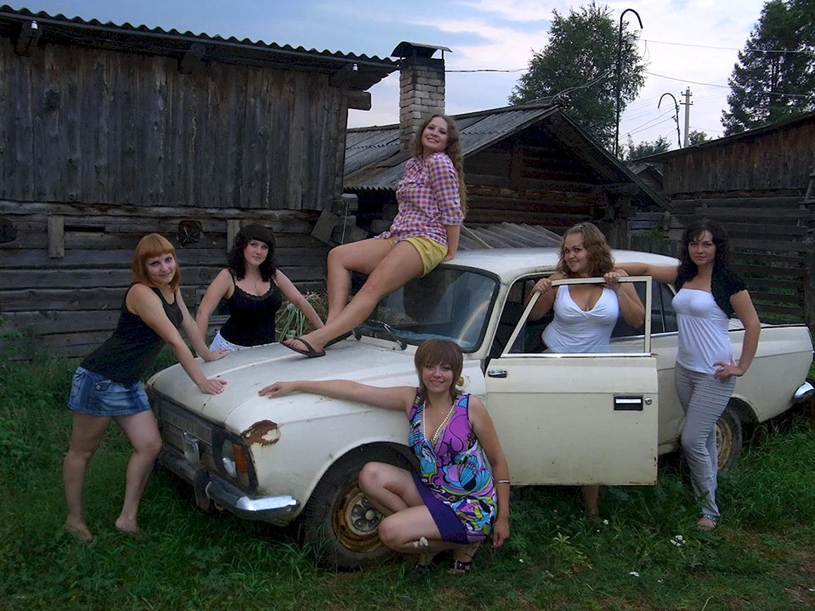 Колхозные девушки