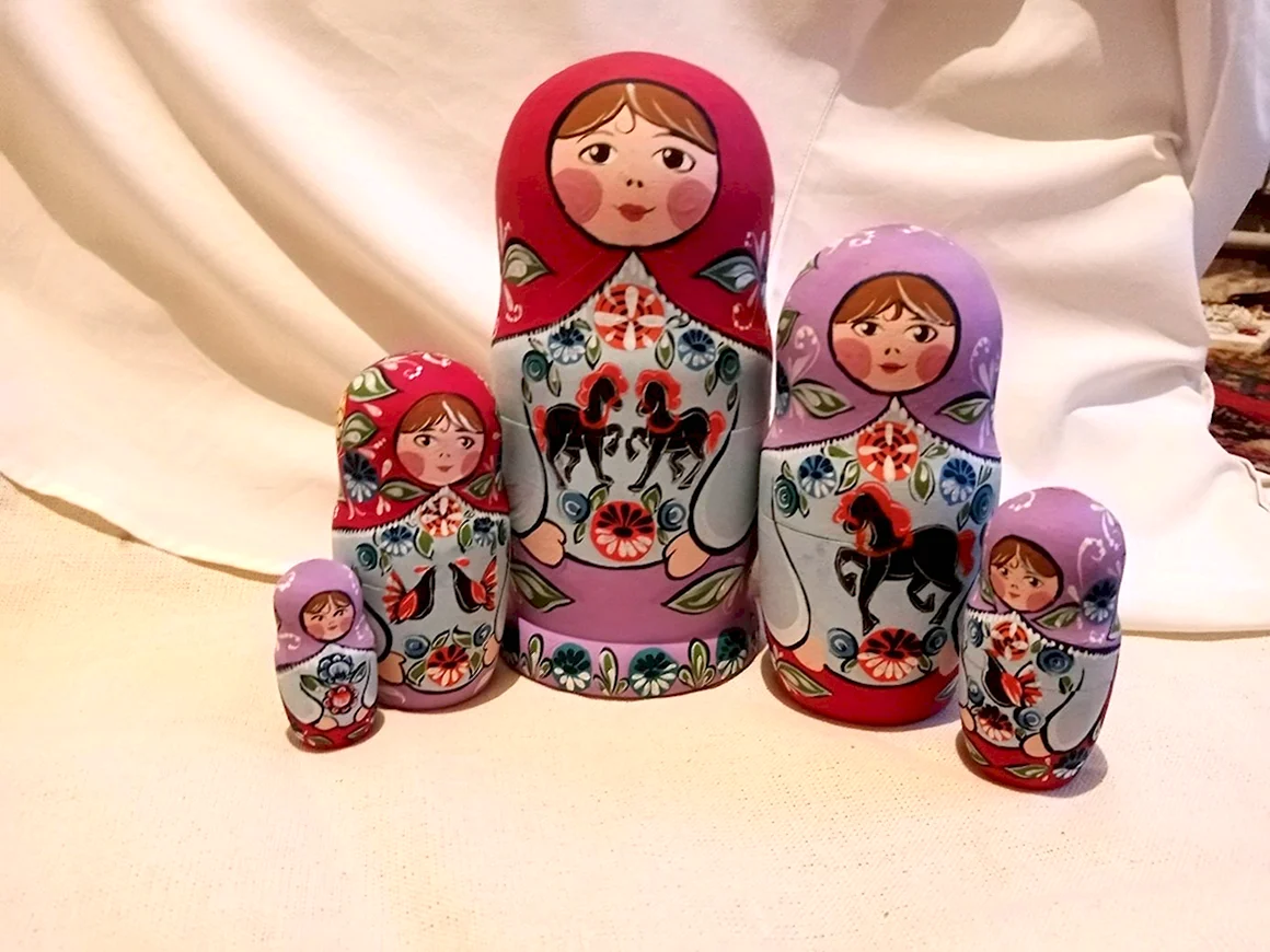 Коллекция чайных матрешек