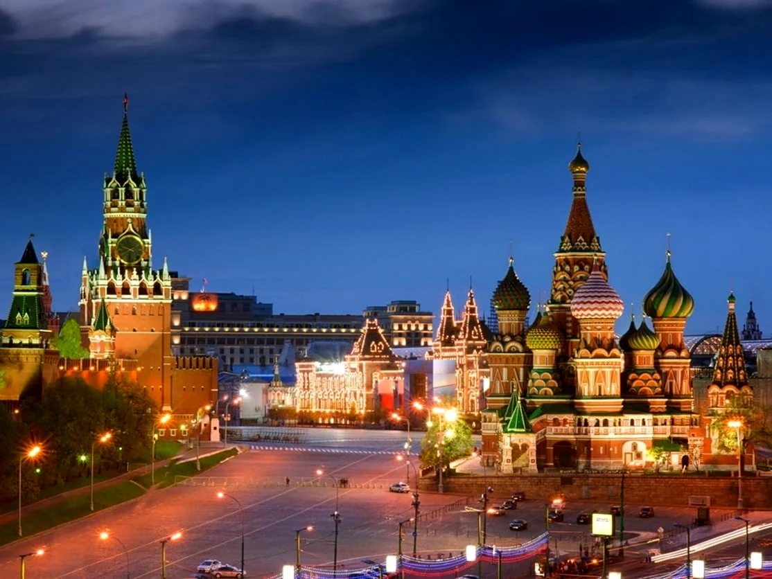 Кремль вечером